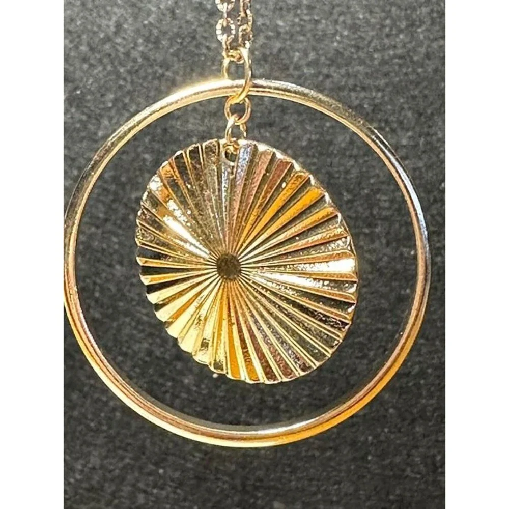 élie Gold Sunburst Medallion Pendant Necklace Circle Halo NWT New Boho Jewelry